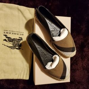 Burberry shoes